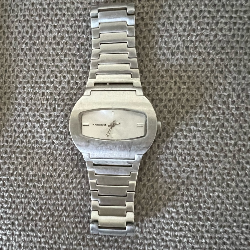 Vestal watch